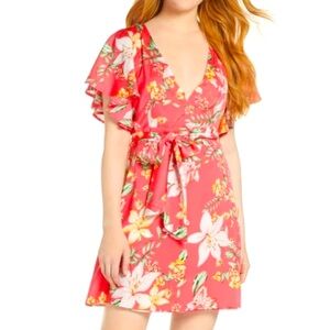 NWT BB Dakota “Trending Tropic” Floral Print Flutter Sleeve Dress, Size 2